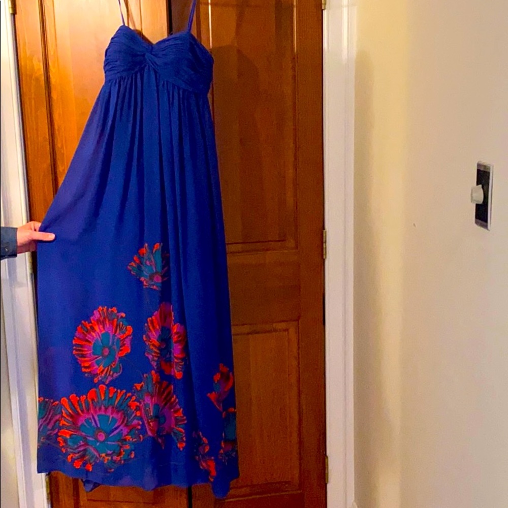 Stunning formal dress from Bloomingdales size 6
